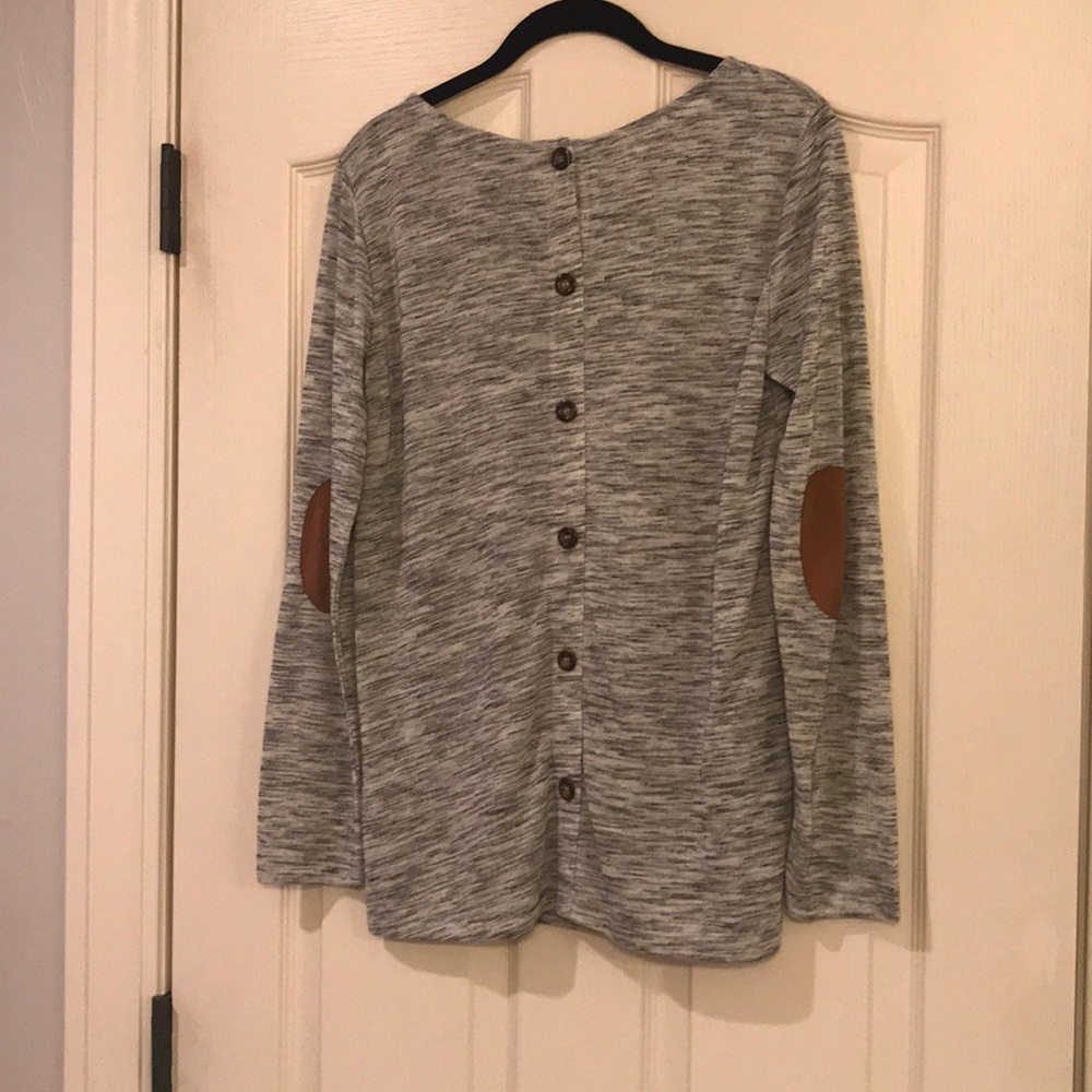Grey long sleeve casual shirt